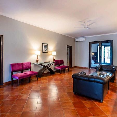 Stayvista At Amour With Lawn Zirakpur Екстер'єр фото